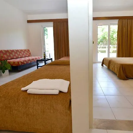 Sunday Hotel apartamentowy Jalisos