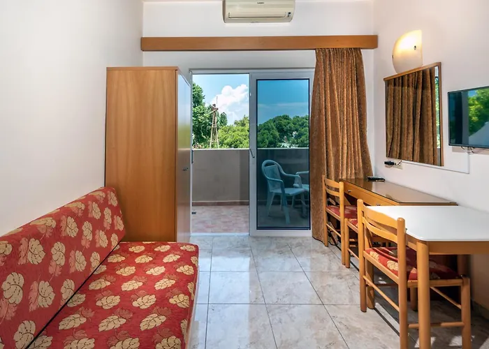 Sunday Apartahotel 3*