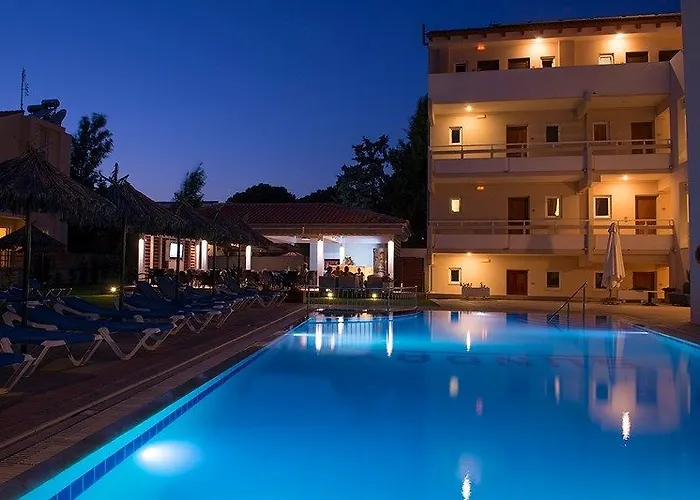 Sunday Apartahotel