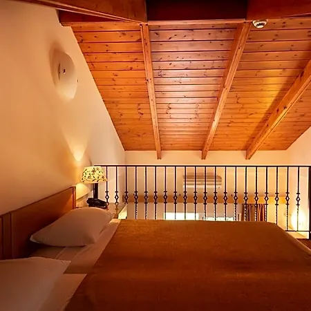 Sunday Aparthotel 3*
