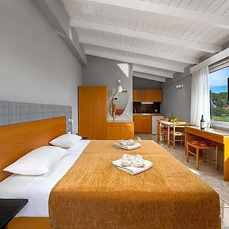 Sunday Aparthotel Ialysos (Rhodes)
