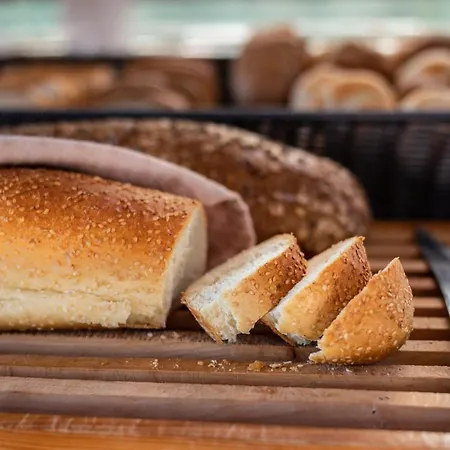 Sunday Aparthotel 3*