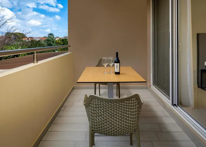 Hotel apartamentowy Sunday