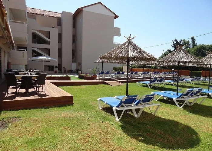 Sunday Hotel apartamentowy 3*